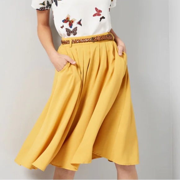 Modcloth Dresses & Skirts - NWT ModCloth Breathtaking Tiger Lilies Mustard Yellow Midi Skirt